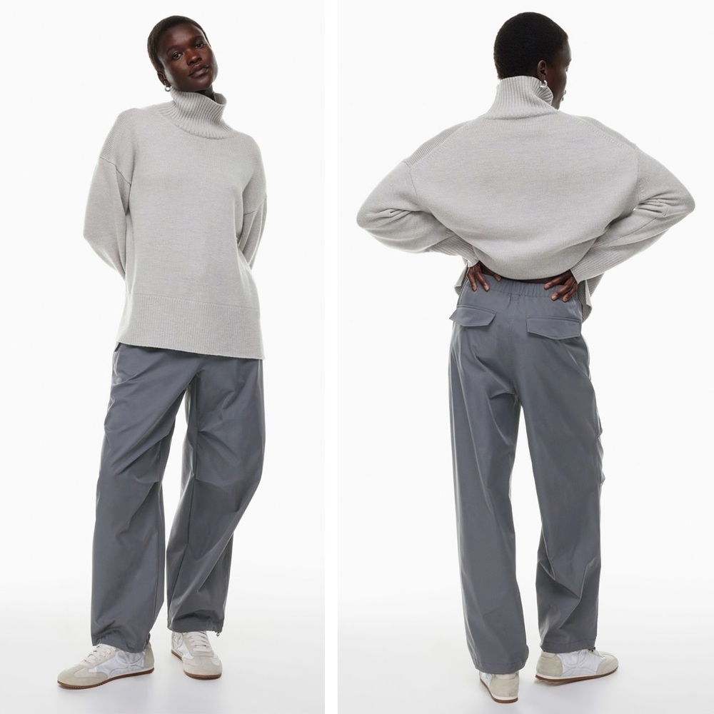 Aritzia - The Group Babaton - Emerson Pant - Gray/Blue